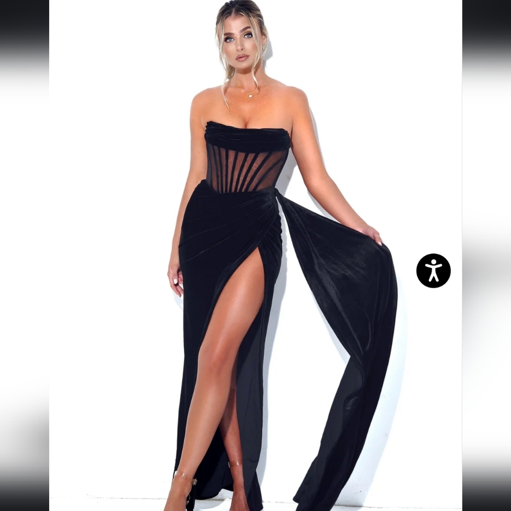 Miss circle black velvet strapless Draping gown